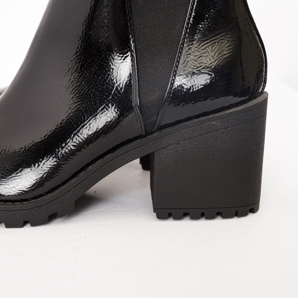Patent leather look lug sole Chelsea boot black Dirty Laundry Lita 8.5 fall boot - Picture 6 of 16